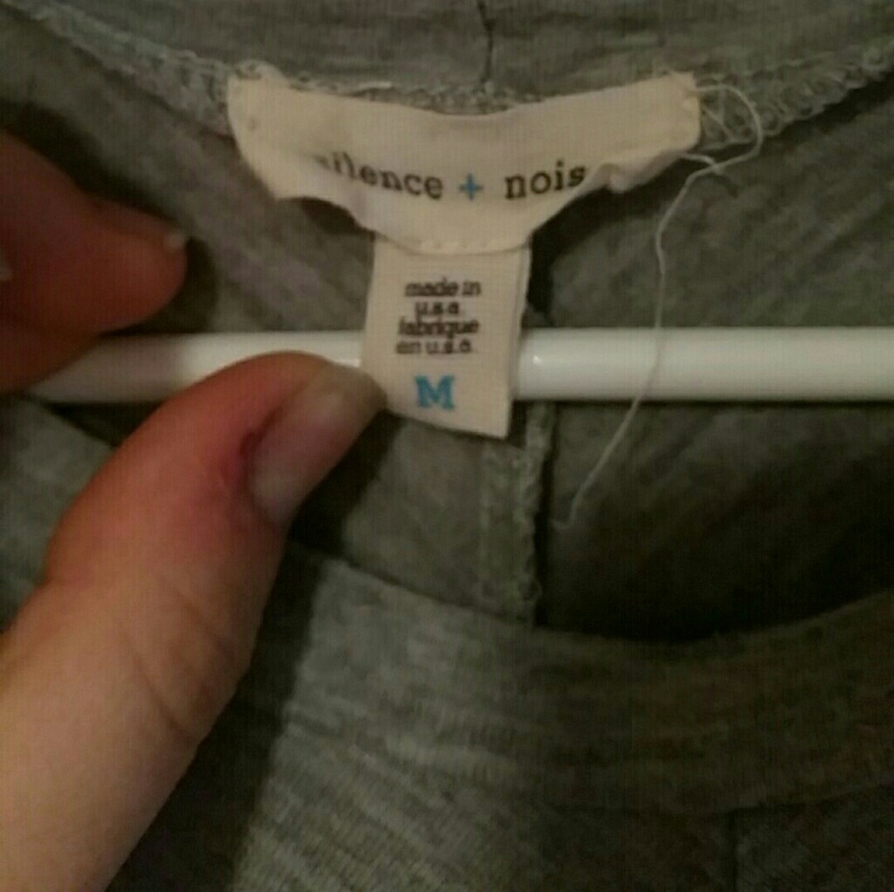 Grey Mini - Picture 2 of 2